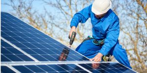 Installation Maintenance Panneaux Solaires Photovoltaïques à Draguignan